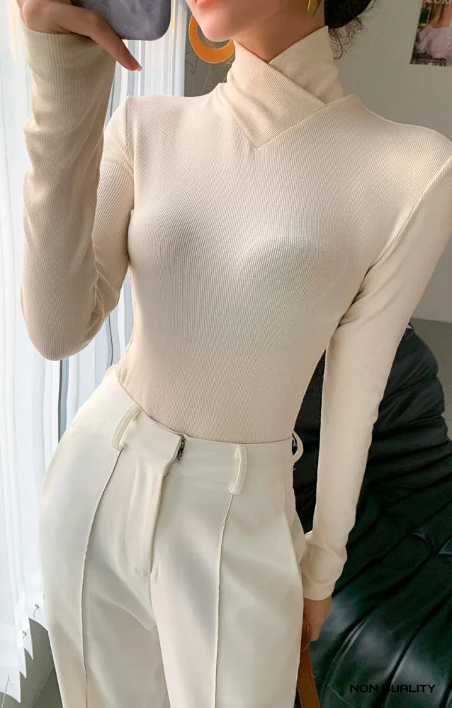 Non Duality | Elegant Twist Neck Top