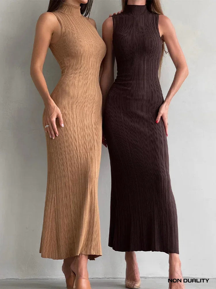 Non Duality | Ribbed Maxi Dress