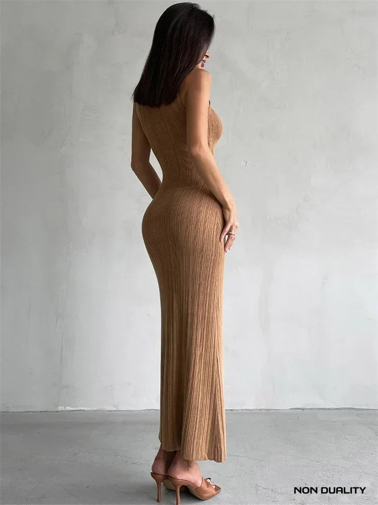 Non Duality | Ribbed Maxi Dress