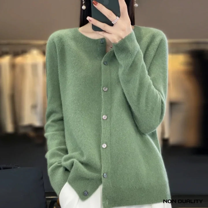 Non Duality | Soft Knit Buttoned Cardigan Green / S