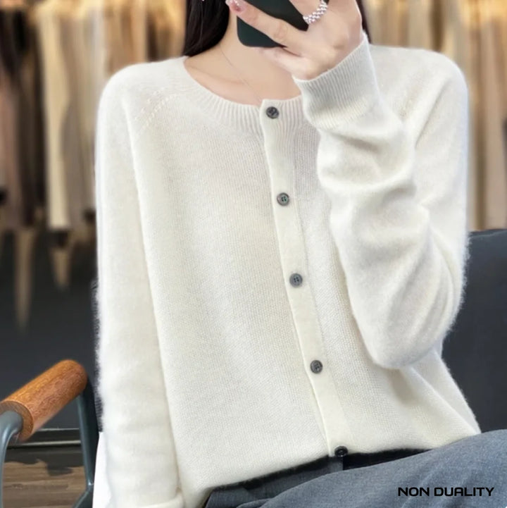 Non Duality | Soft Knit Buttoned Cardigan White / S