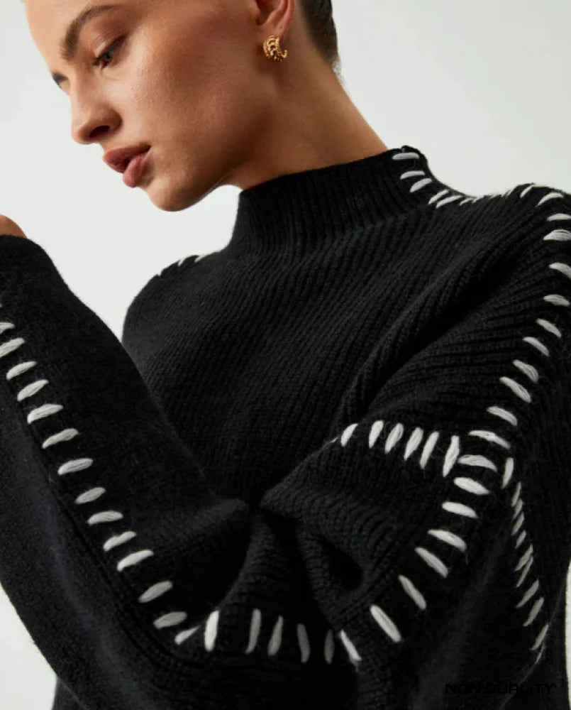 Non Duality | Lilly Turtleneck